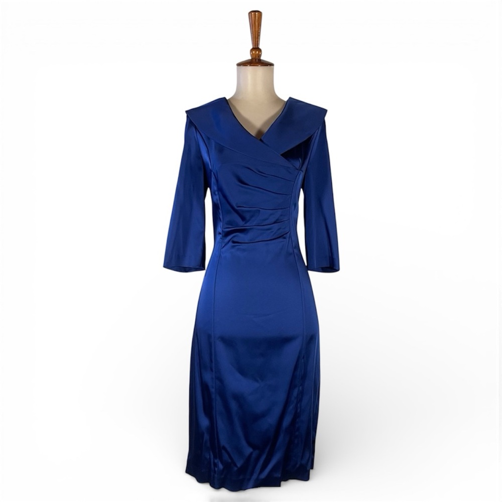 Calvin Klein Blue Sheath Dress Women's 8 3/4 Sleeve Cocktail V-Neck Satin